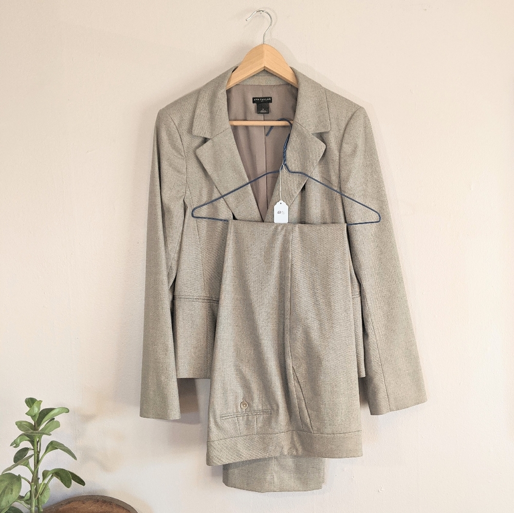 Ann Taylor 2-piece Suit